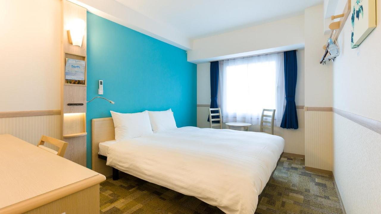 Toyoko Inn Nara Oji Eki Minami Guchi Buitenkant foto