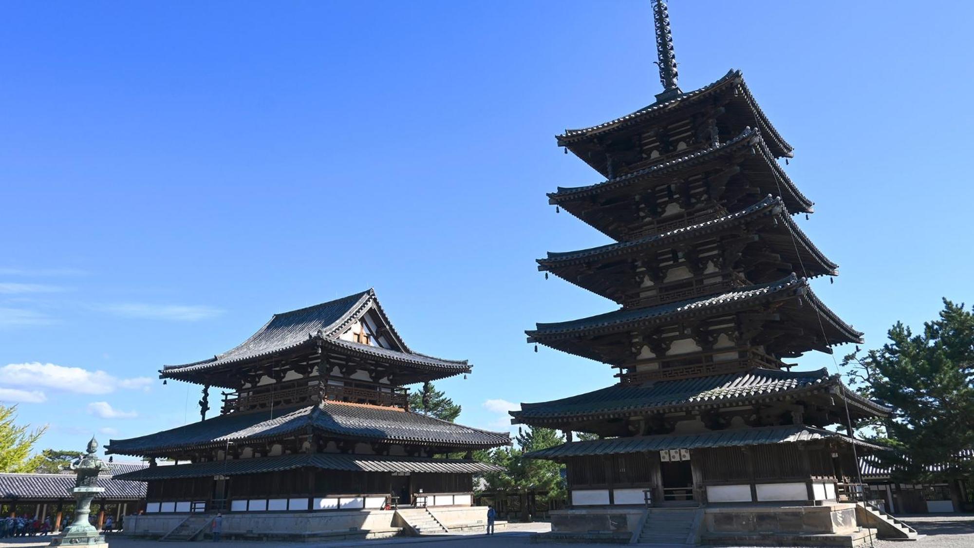 Toyoko Inn Nara Oji Eki Minami Guchi Buitenkant foto